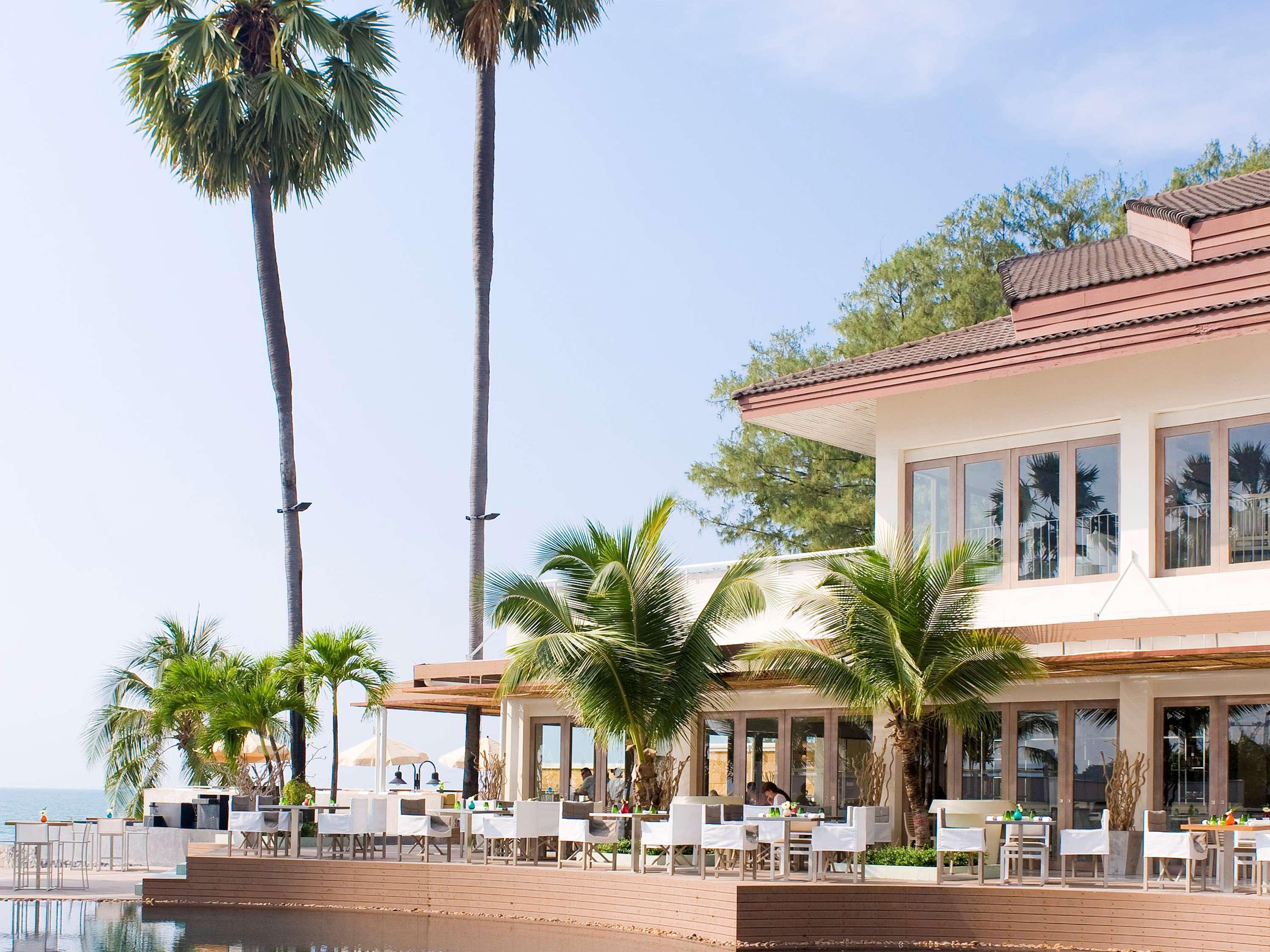 Pullman Pattaya Hotel G - SHA Plus Certified Dış mekan fotoğraf The Beach Club at The Standard, Hua Hin