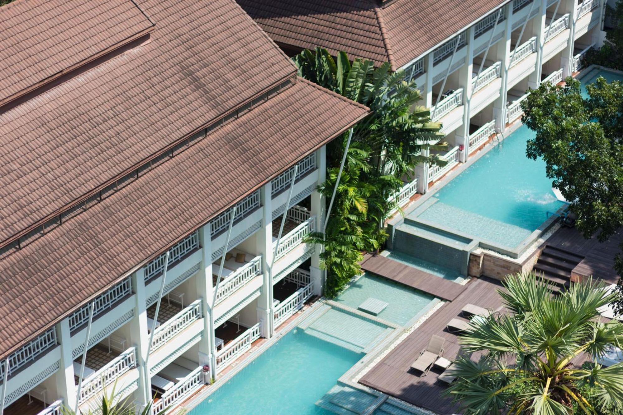Pullman Pattaya Hotel G - SHA Plus Certified Dış mekan fotoğraf The Royal Paradise Hotel and Spa